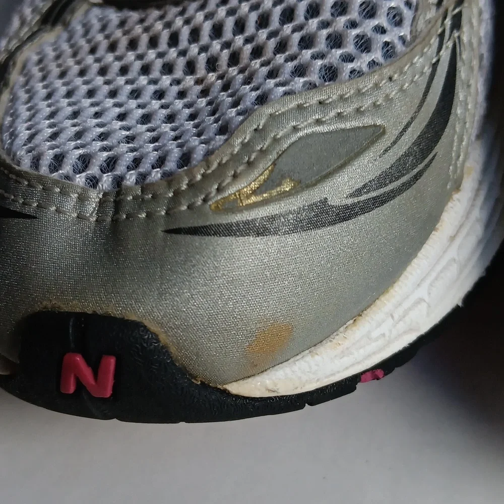 NEW BALANCE WOMEN'S ATHLETIC SHOES PINK &  GRAY - Picture 4 of 6